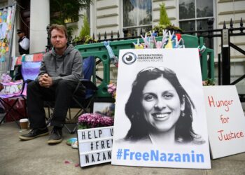 Iranian-regimes-war-games-meant-to-distract-from-domestic-crises