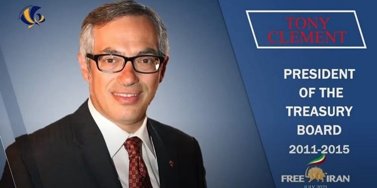 Hon. Tony Clement, Canadian Minister of Industry (2008-2011) Minister of Health (2006-2008)