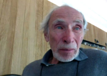 Geoffrey Robertson addressing the conference: Iran 1988 Massacre